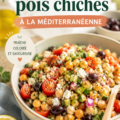 Salade de pois chiches méditerranéenne colorée avec légumes frais